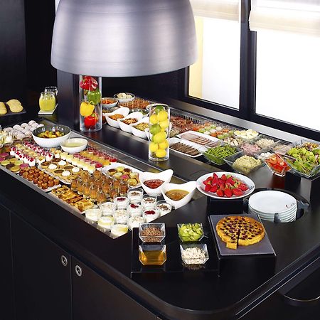 Hotel Campanile Grenoble Nord - Saint-Egreve Restaurante foto